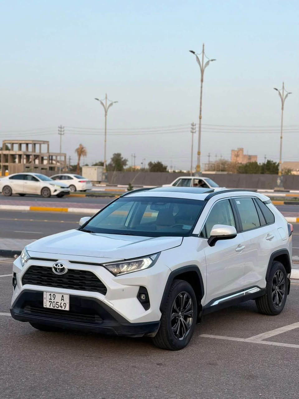رافور موديل 2024 خليجي (كويتي)
دخول جديد شهداء كربلاء 
فول مواصفات ماشيه 27 الف
السعر 228 
مكانه كربلاء 
للاستفسار ***********
