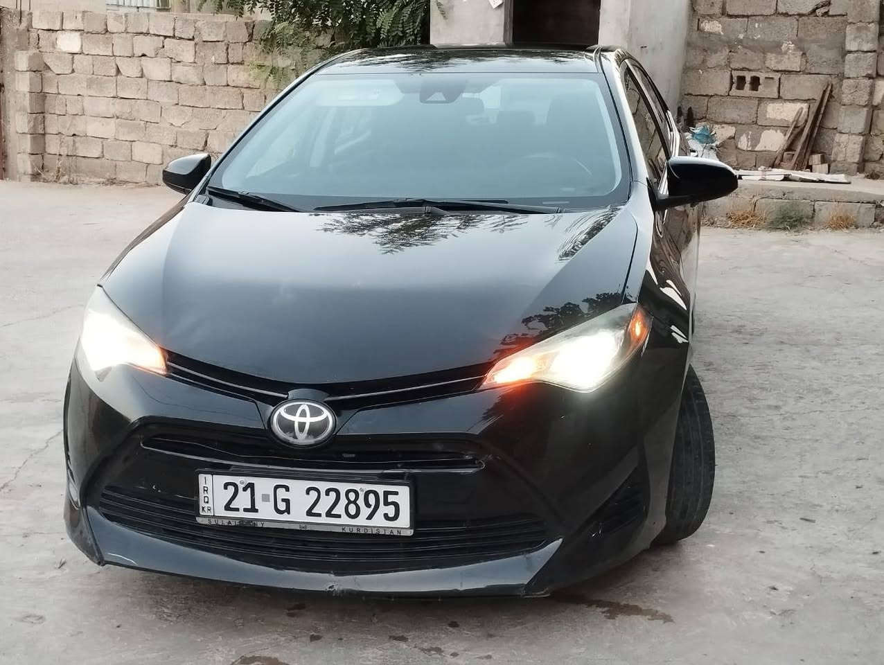 تیۆتا کرۆلا
مۆدێل 2017
ئیکۆیە 
تەعدیل سورعە 
ڕادارە
دژە خلیسک 
ئاوێنە و جام کارەبایی و هیتەرە تەم ناکات بە زستان
سەنەوی تازەیە تا 2029
مەکینە گەورەیە 
مواسەفات Le
یەک پارچە بۆیاخی ئەوروپای هەیە لەگەڵ دوو پەڵە بۆیاخی کوردستان سۆنەریم داناوە 
دوو شوختی بچوکی هەیە 
سعری 129 و مەجال 
شوێن زەڕایەن 
ژمارەی موبایل *********** ڤایبەر و وەتس ئەپی لەسەرە
