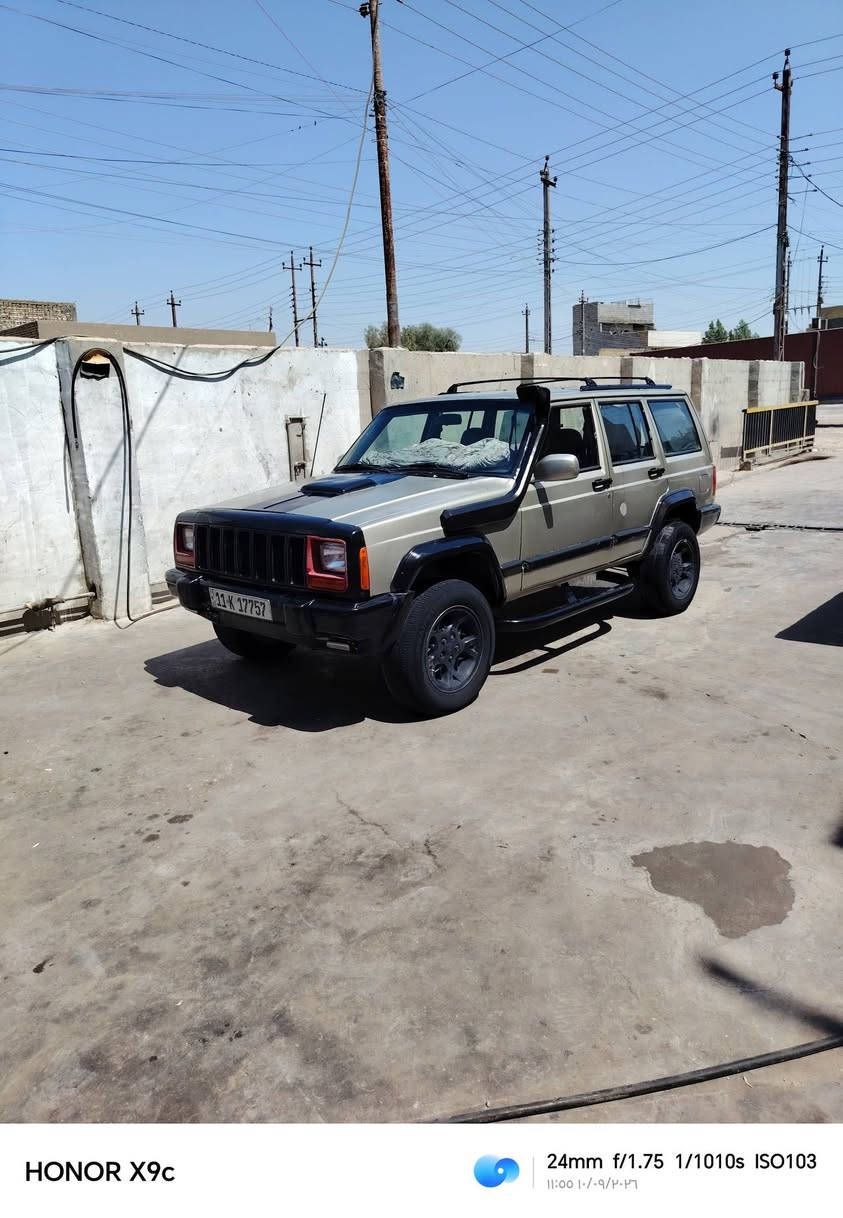 السلام عليكم
جيب 2000
رقم بغداد بسمي
محرك ففتي 3000
كهربائيات جاهزه
شلعه وبطناش شرط
مكان بغداد معامل
سعر ٤٨ بي مجال
رقم الهاتف ***********
