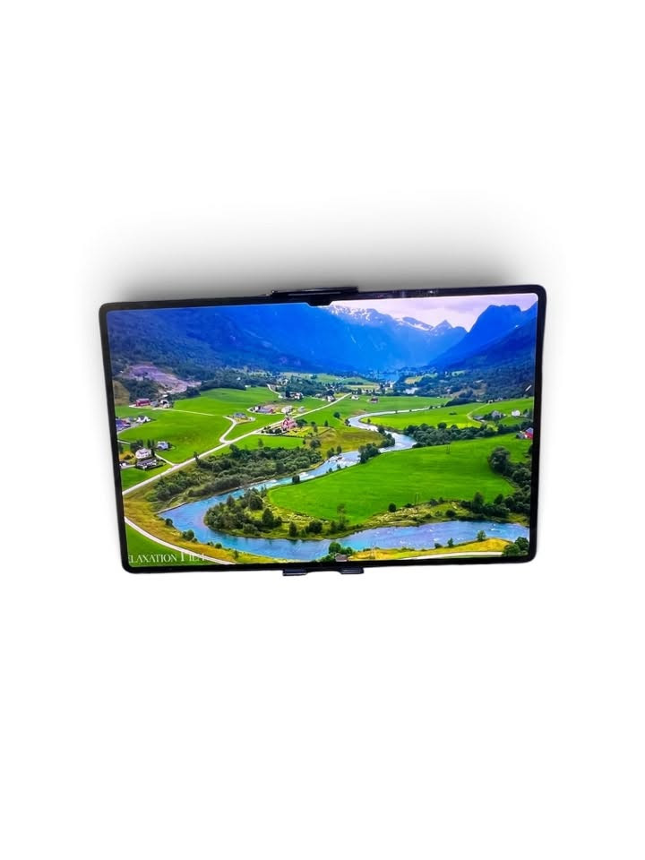 السلام عليكم متوفر 

Samsung Galaxy Tab S8 Ultra5G 256ذاكرة
رام 12
حجم الشاشة 14.6سوبر أموليد 
شريحة 
الجهاز نضيف 100% بس الكامرا متشتغل ملحقاته كارتونه فقط وقلم
السعر 850وبي مجال
العنوان بغداد 
***********
