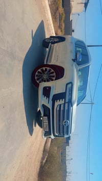 لاندكروز 2024 vx شركه ساز ماشيه 64الف سياره نضيفه جدا للاستفسار 077369...
