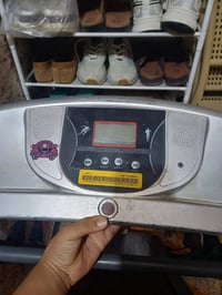 جهاز جري • نضيف • يحتاج كهربائيات