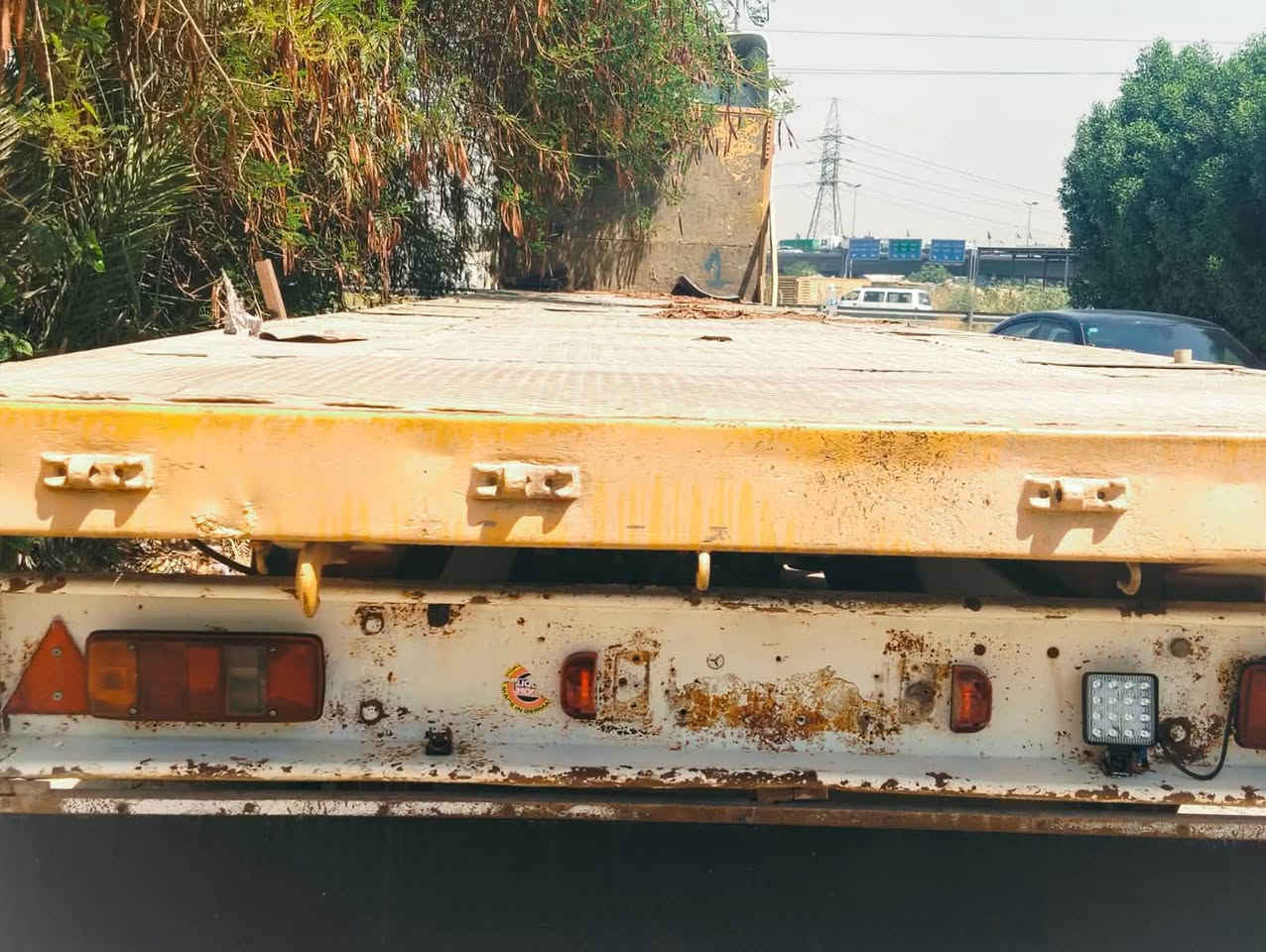عربانه اوربية شمتز طول ١٣.٦٠ مجموعه بيبي
 ٣ دناگير كهربائيات كامله والهواء كامل جاهزه للعمل تخم تاير جديد شهر مشدود ثلاجه مطبخ تانكي مي صندوق عدة شاصي مكفول نشره جديده سله سبيرات شمتز رقم دهوك تحويل ثاني يوم مجدده  ٦ سنوات السعر ٥٢ وحق الجيه
غير متواجد عالفيس للتواصل ***********
