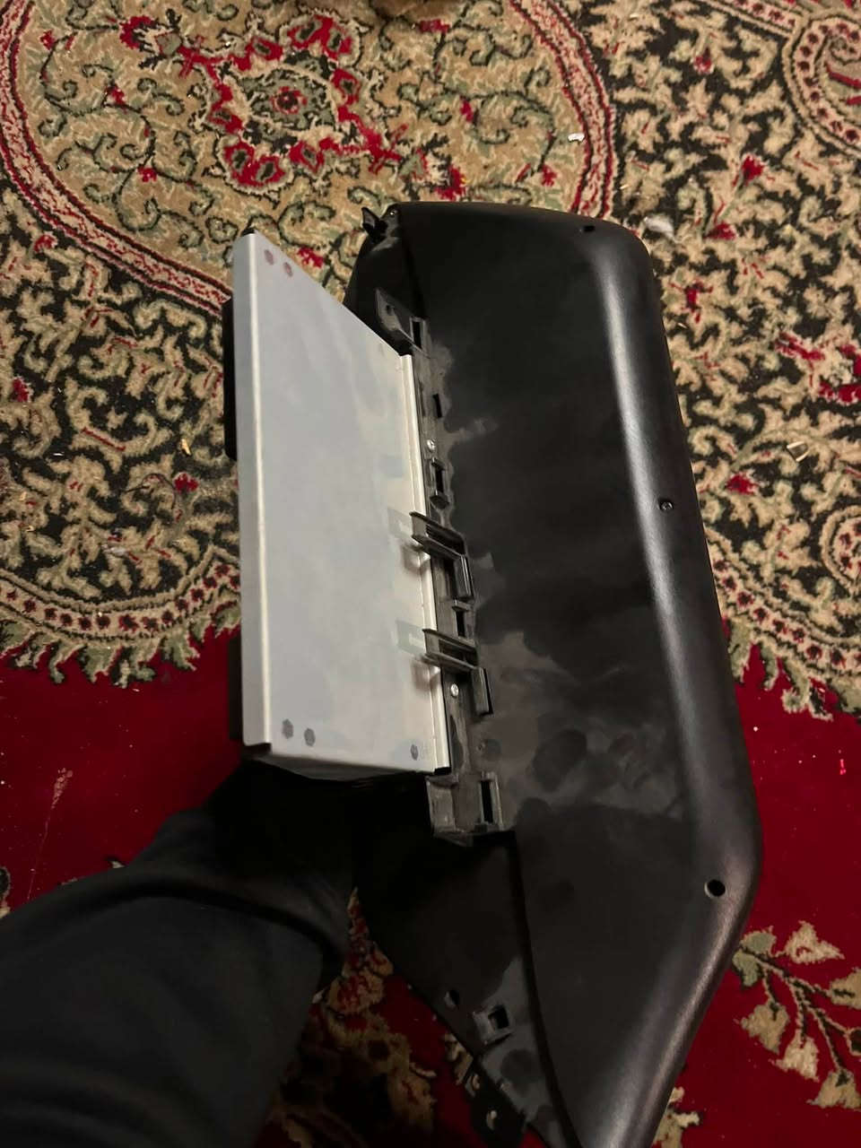 شاشة اندرويد حجم كبير مع اطار سوناتا ٢٠٢١ قيم واخذ 

***********
