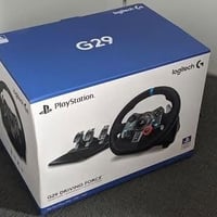 للبيع ستيرينج Logitech G29 مع الجير - نظيف وبكامل ملحقاته [استخدام اسب...