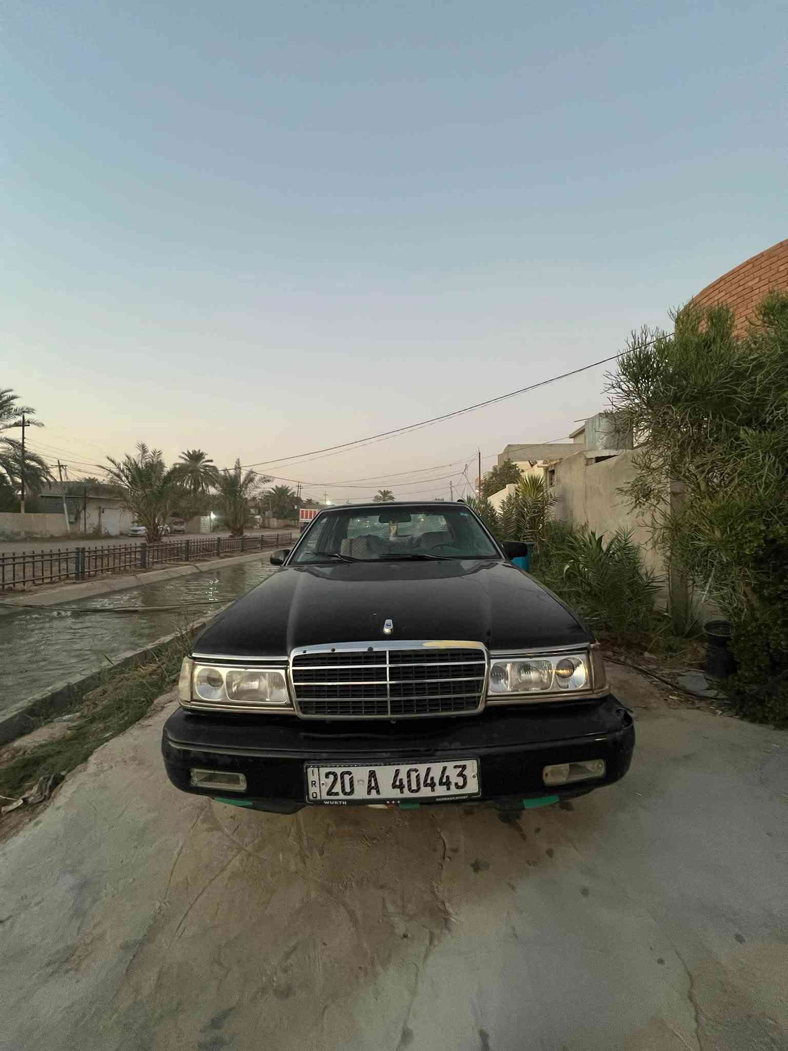 السلام عليكم سياره بونتيشه للبيع او مراوس حسب القناعه
سياره موديل 1993سنويه للـ2028شهر الـ7 
محرك وكير ونجي اوتماتيك بدون تبخير وبدون تنقيص 
سياره نضيفه بدون خياس صدر نضيف خلفي وامامي 
كهربائيات كلها شغاله لايت عالي ناصي كله فول 
تخم تاير 80./100 السعر ٢٥وبيه مجال للطيبين 
مكاني ديالى تقاطع القدس الحديد
***********
