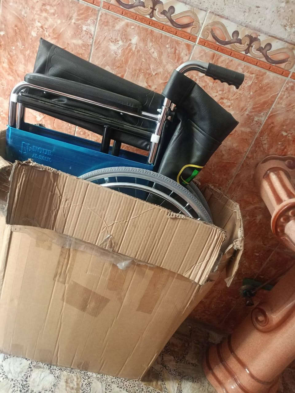 سلام عليكم عرباين 2 للبيع
وحده عاديه جديده بالكارتون سعرها ١٠٠ وبيها مجال، والثانيه شحن سعرها ٤٥٠ وبيها مجال مكاني بغداد منطقة الأمين الثانيه عندي توصيل
للإستفسار ***********
