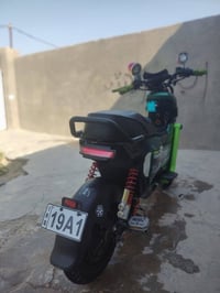 توتو • ٣٠٠٠ واط • بطارية ٣٣ أمبير
