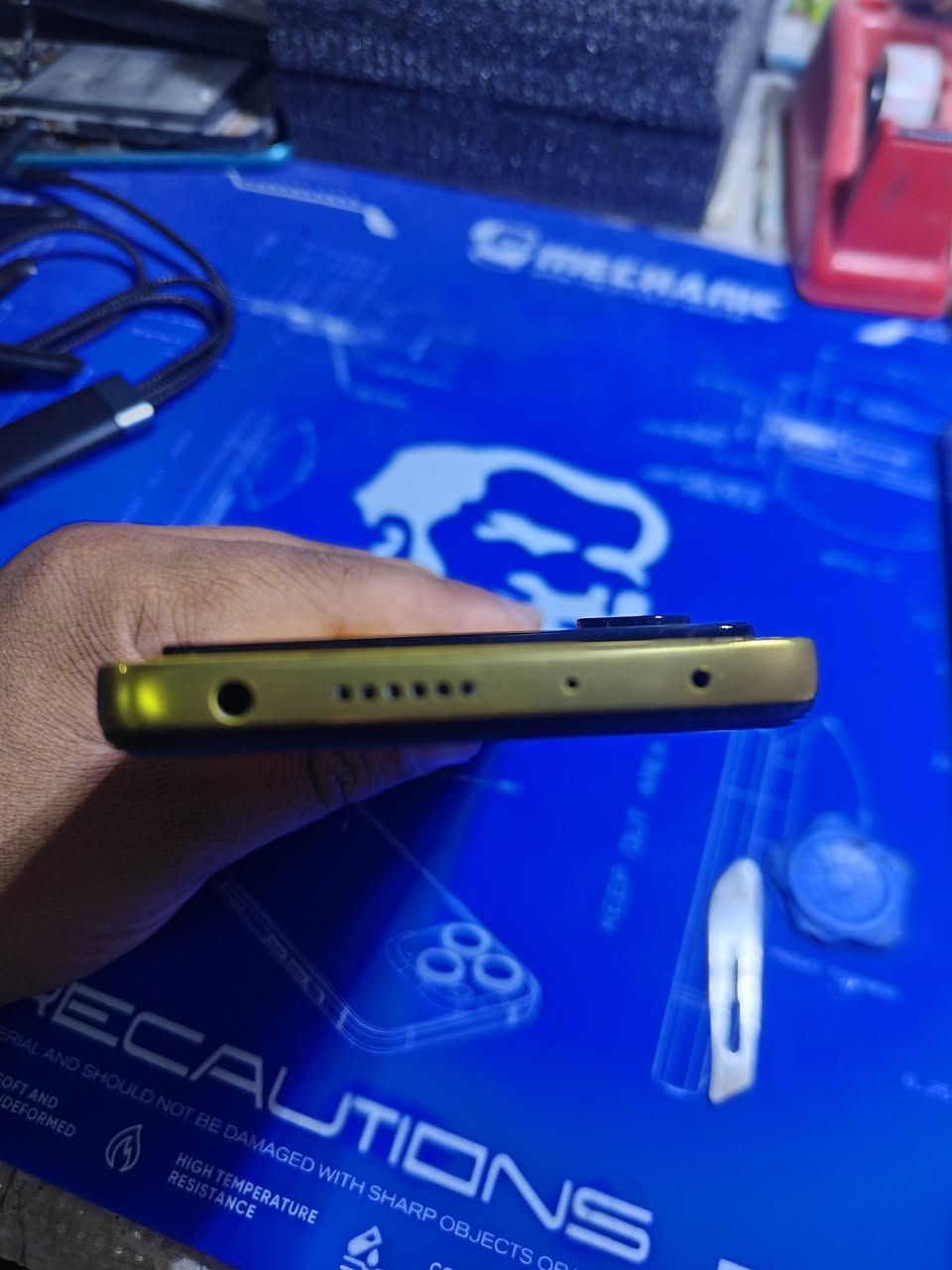 Poco x4 pro 256/8 GB
موبايل بوكو x4 برو 
ذاكرة 256 
رام 8
بطارية 5000
شحن سريع بقدرة 67 واط 
الجهاز مبدل بية شاشة اصلية 
وكامراتة مغوشة بيهن وصخ يحتاجن تنضيف 

سعر 150 وبية مجال قليل 
يرهم بيع ويرهم مراوس 
العنوان الزاب قرية اشريعة 
***********
