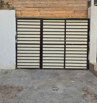باب حديد • عرض ٣ ارتفاع ٢ • حي النداء