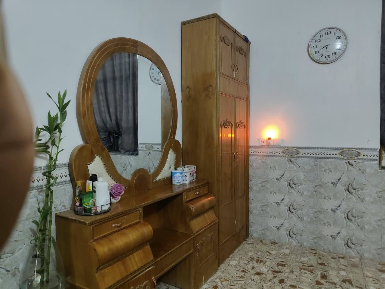 البيع مستعجل كلش 850 بيهة مجال بسيط اضافه  فول كلش
الحر السواده 

***********

***********
