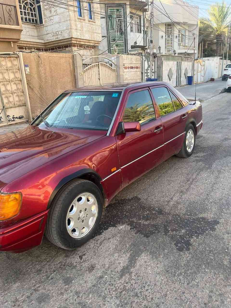 مارسدس دب للبيع
رقم بغداد هزة وسنوية لل ٢٠٣٠
اتعهد من الكص والشرعيات فقط
كير ومكينة بطة بالجيس
تبريدها ما جاهز
قواعد الدبل وحده مصلحة وحده بلادية 
مكانها كربلاء
وسعرها ٤٢ وبيها مجال
وهذا رقمي ***********
الله يرزق الجميع
