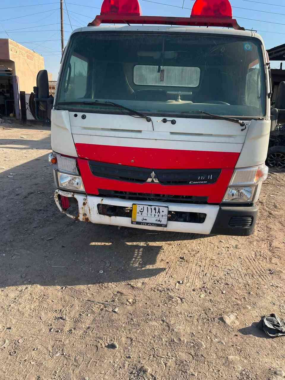 سلام عليكم للبيع كنتر ماليزي موديل 2003 رقم بغداد بسمي تحويل مباشر بدي نزال 3جكات مكينه بيهه تبخير للاستفسار ***********
