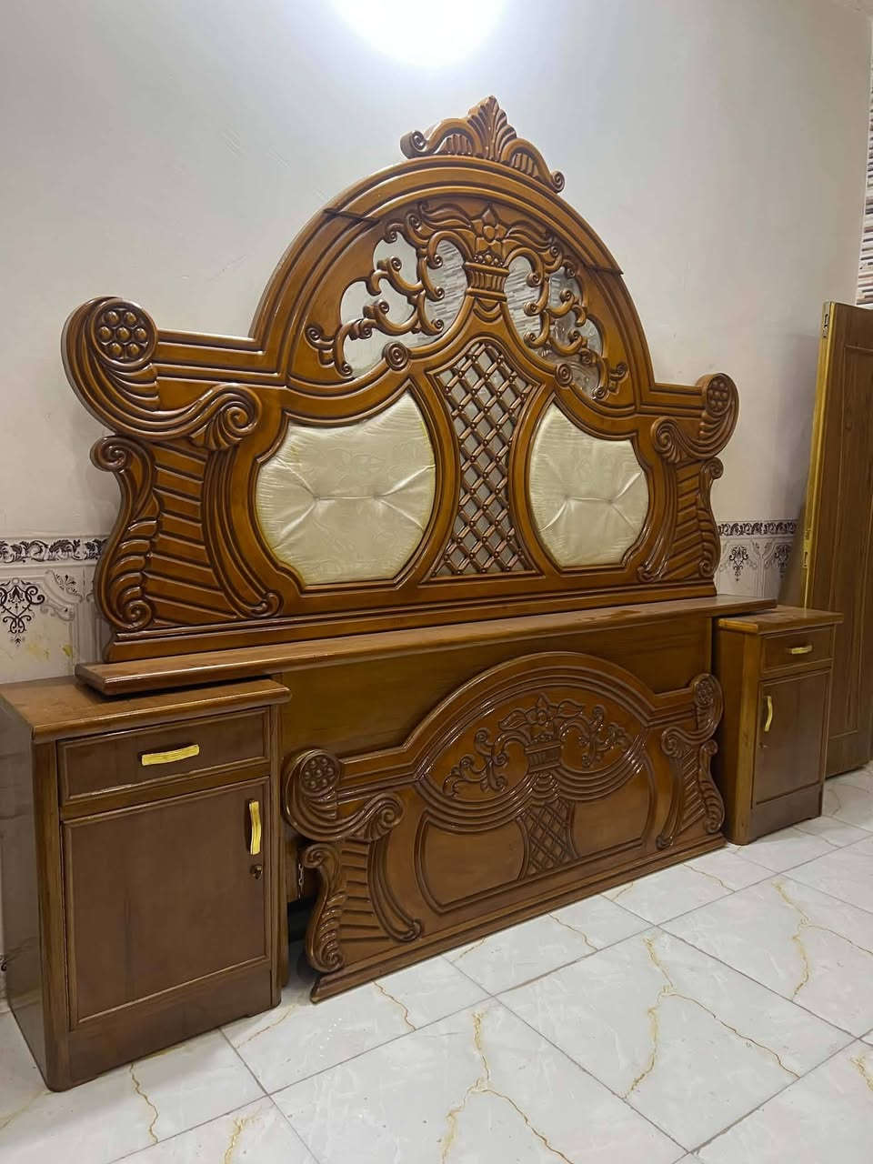 مكلفه بالنشر
غرفه نوم تفصال داخل خارج صاج
غرفه نظيفه جداً
نظافه100٪100
٦ باب طابقين
العنوان الصويره
للاستفسار الاتصال ع الرقم
***********
