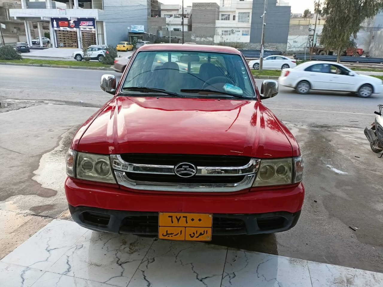 للبيع موديل 2009
السيارة بحالة ممتازة 
بطارية جديدة 
طخم جديد 
مكينة وكيرو اكسل شرط 
عليها ادامة كاملة نوزلات وفيتبم
تبريد ثلج وتدفئ 
ضرر فقط تعديل بارد مكانين خفيف حيل 
السعر ٧٥ وبيها مجال بسيط 
للاستفسار 
***********
