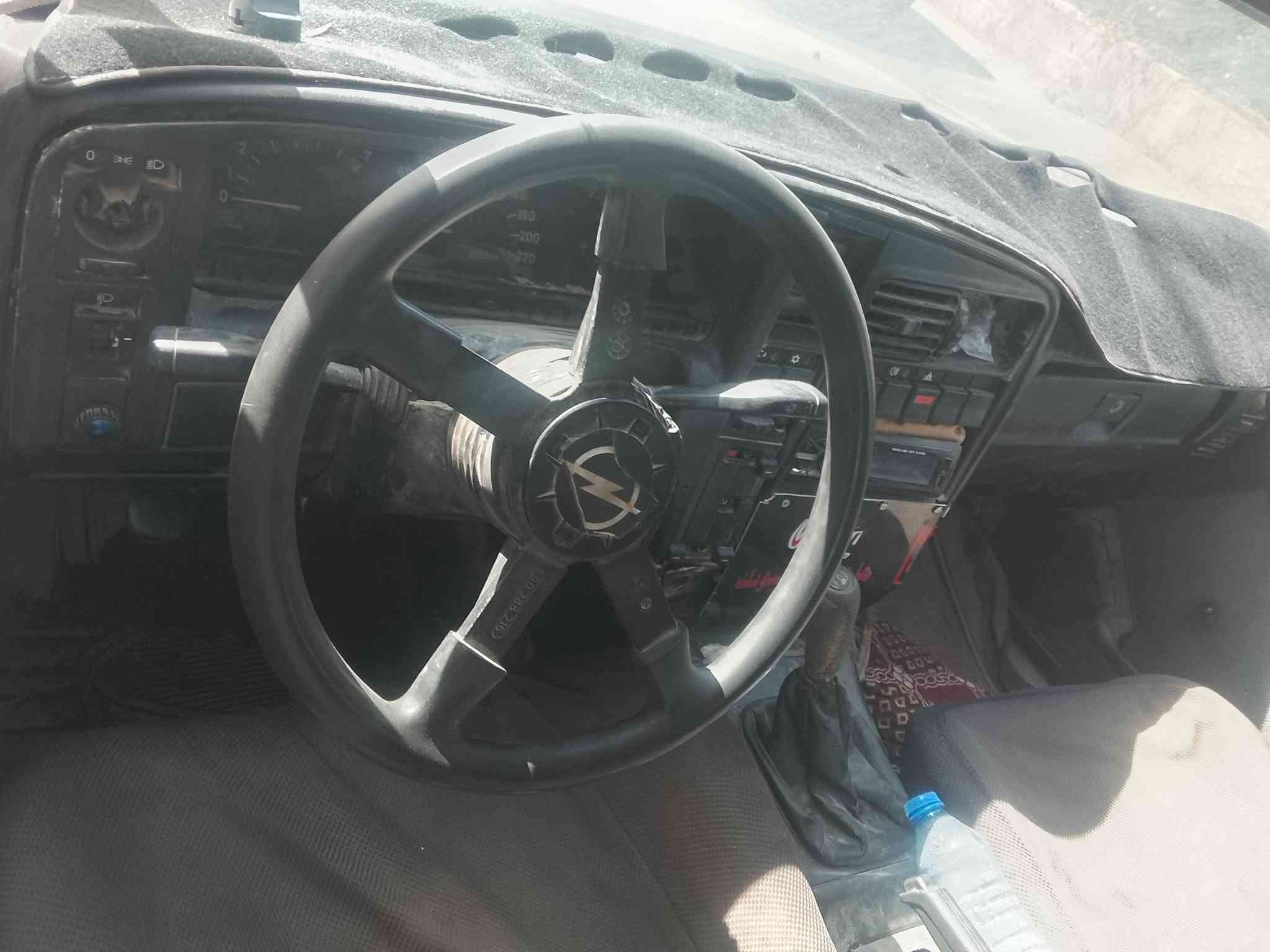 سوفريلت ٢٠١٢ فقط وكاله كير عادي سعر ٣١
اوبل ١٩٩٣ رقم دالي سنويه عضم عاج شرط تحويل سعر ١٣ 
رقم واتس اب ***********
