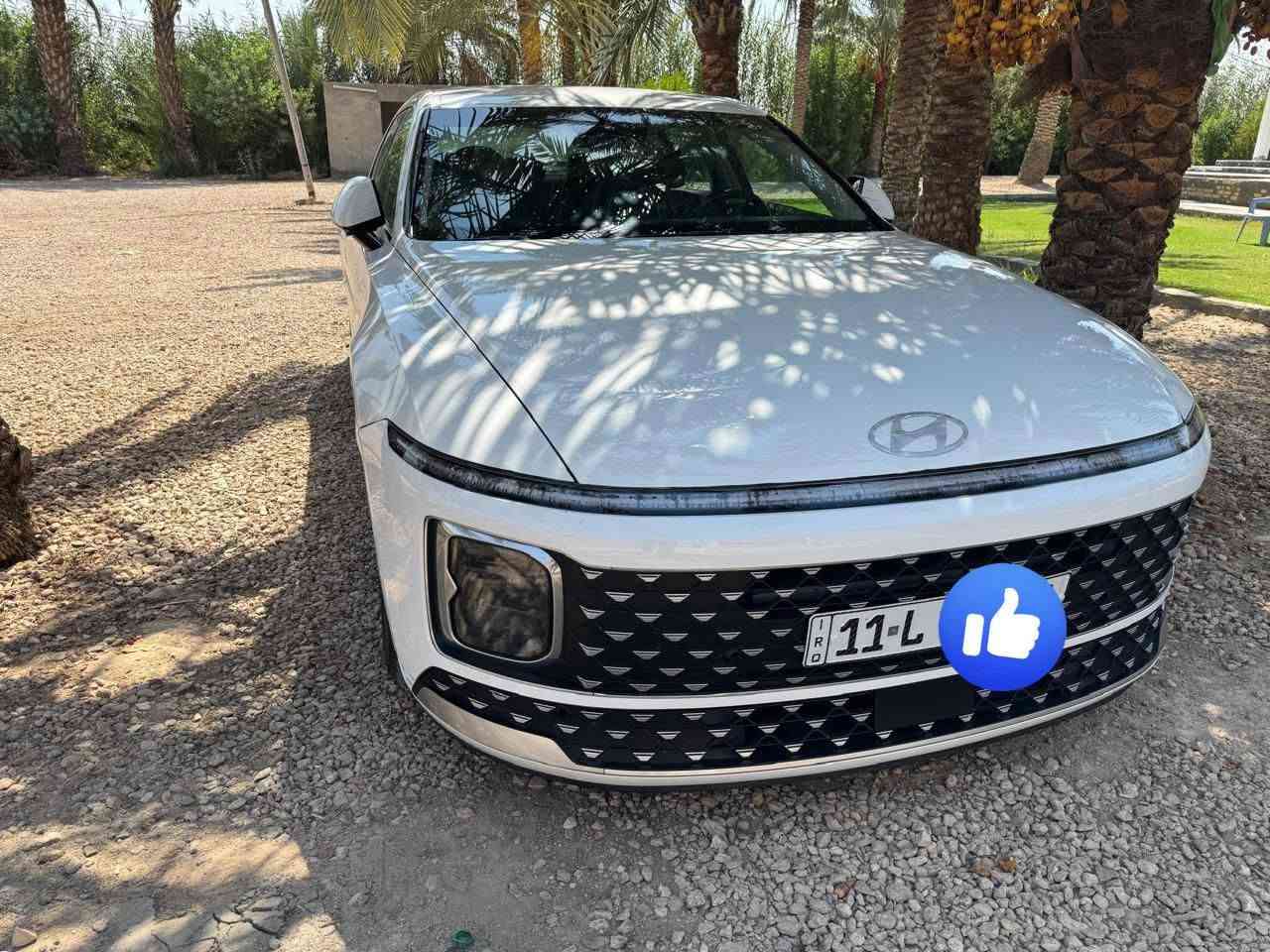 السلام عليكم ازيرا  كوري غاز اصل23 شكل24  مراوس عادي
فول مواصفات
تشغيل عن بعد
بصمه تشغيل و تقفيل
ماشيه 92 
بيه 3 قطع صبغ (بدون دواخل)
مكان الديوانية
رقم بغداد الجديد بسمي
مكينه 6 سلندر (3.5) عل وضع الشركه
جاهز من كلشي
#السعر 195 وبيه مجال
***********
