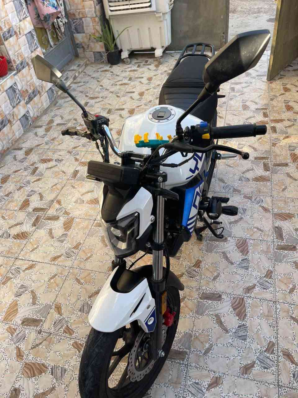 كل ماتحتاجونه تجدونه في ورشه زيد لتصليح الدراجات الهوائية  والشحن والناريه
بل الاضافه ال بنجر جميع الدرجات
وبل الاضافه تبديل دهن جميع موطورات والستوتات
عنوان فرع ثاني خمسه كيلو قرب حديقه طيور الجنه مجاور زنود الست الحمداني هاتف 📞 وت ساب ***********

