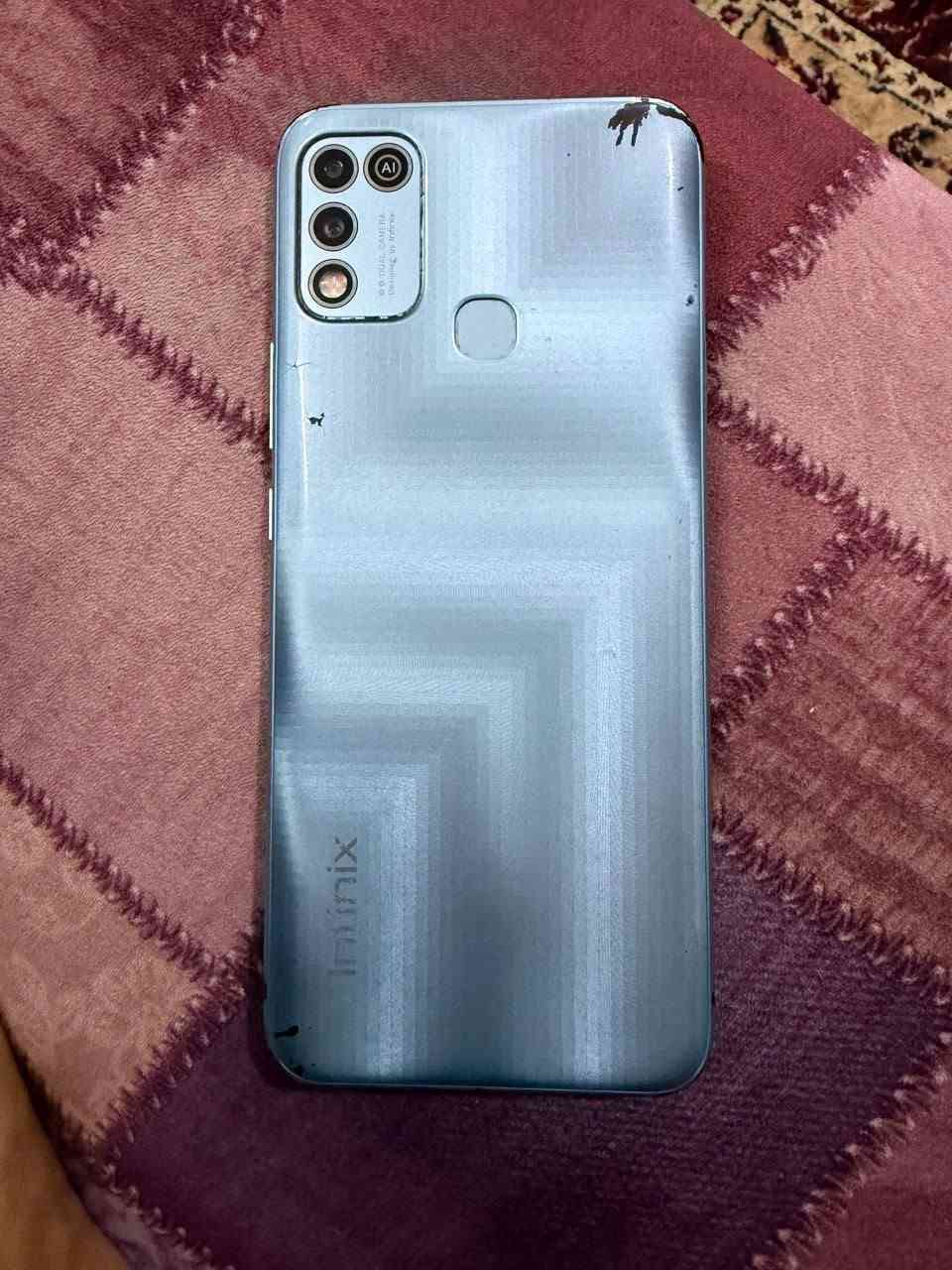 السلام عليكم جهاز ان فينكس ( Infinix ) نضيف وما مفتوح سعر 80
***********
