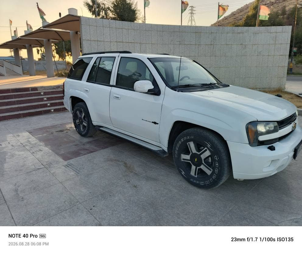 سەرەتابەناوی خوای گەورەومیهرەبان  
ژ.م***********ڤایبەروەتس ئاپ لەسەرکۆرەکە
ماشاڵای لێبێت لۆک لۆکە 
کەم مەسرەف وبێنوخسانی نمونە لەجوانی وخاوێنی ماڵی دەستی دۆست لۆک تراپلایزەرلۆک لۆک مۆدێل 2006ساغ  موسوبراوەی بەشەرت بێ دەعم ولێ دراوهیچ دەعم ولێدراوی نییە لۆک گێرومەکینەی بەشەرت توندوتۆڵی بەشەرت ئەشیای تەبریتی کامل پێوەیەوگەرمی مەزبوت سایەرەکەبێ نوخسانییەو تاک هەزاریەک مەسرەفی تێ دانییە سەیارەکەتابڵێی توندوتۆڵ ومەزبوتە چوارتایەی نوێ پاتری نوێ کارەبای 4جام کارەبای گێچەکانی کامل مەزبوتە   
شوێن رانییە
نری 37$ کۆتای رانية, السليمانية
