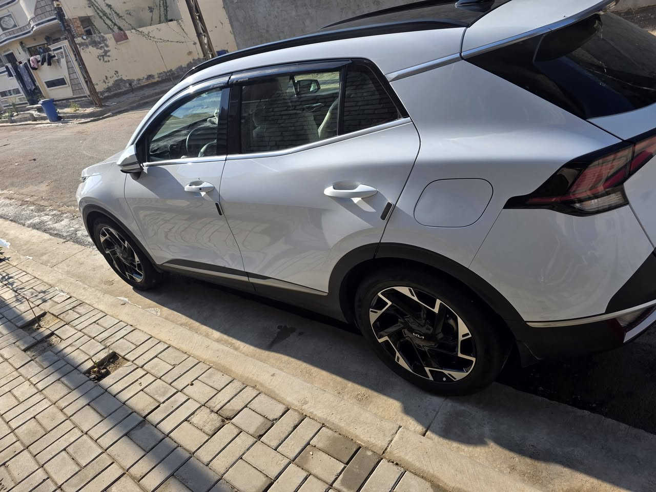 سبوردج ٢٤فول موصفات جي تي برقم اربيل بيه بس بارد فتح ظغط دهن مبدل بي باقي سياره كفاله  بنوراما فتح باب بصمه كشنات تدفه تبريد تشغيل عن بعد ماشيه ٣١الف  تخم تاير جديد باقي موصفات معروفه سعر ٢٢٠ بيه مجال بكان بغداد الحسينيه ***********@
