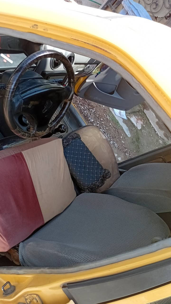 سلام عليكم البيع ٢٠١٢سياره حلوه ومرتبه تبريد يخبل سعر ٢٥ بي مجال ***********/    *********** وتساب 🫵
