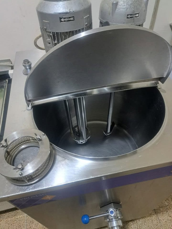 السلام عليكم
تتوفر  مكائن للايس كريم و ملحقاتها  وحافظات تجميد وتبريد وكالاتي
 -ايس ميكر صناعي ١١٠ كيلو نوع كاستل السعر ٢٠٠٠$
-منظومة فلتر صناعي السعر ٤٠٠$
-شلال فايبر كلاس نظيف جدا خالي من الاملاح السعر ٤٥٠$
-چوك فريز مروحة واحدة ايطالي الصنع السعر ٣٥٠٠$
-ماكنة سلاش نوع spm عدد ٣ السعر ١٠٠٠$
-ماكنة ايس كريم كربجاني ايطالي المنشأ السعر ١١٠٠٠$
-بسترة بروماك ايطالي ٥٥ لتر السعر.      
-عارضة كيك ايطالي المنشأ السعر ٢٥٠٠$
-عارضة ايس كريم ايطالي نوح جيلاتو ١٦ بلانك +١٦ بلانك اضافي 3D السعر ٧٥٠٠$
-عارضة تجميد دبل باب صيني المنشأ عدد ٢ السعر ٦٥٠$
-عارضة تجميد تركية السعر ١٠٠٠$
-عارضة تبريد اوكور تركي المنشأ عدد ٤ السعر ٢٥٠٠٠٠ دينار
للتواصل الاتصال على الرقم
***********
متوفر واتساب
علما اني مكلف بالنشر
