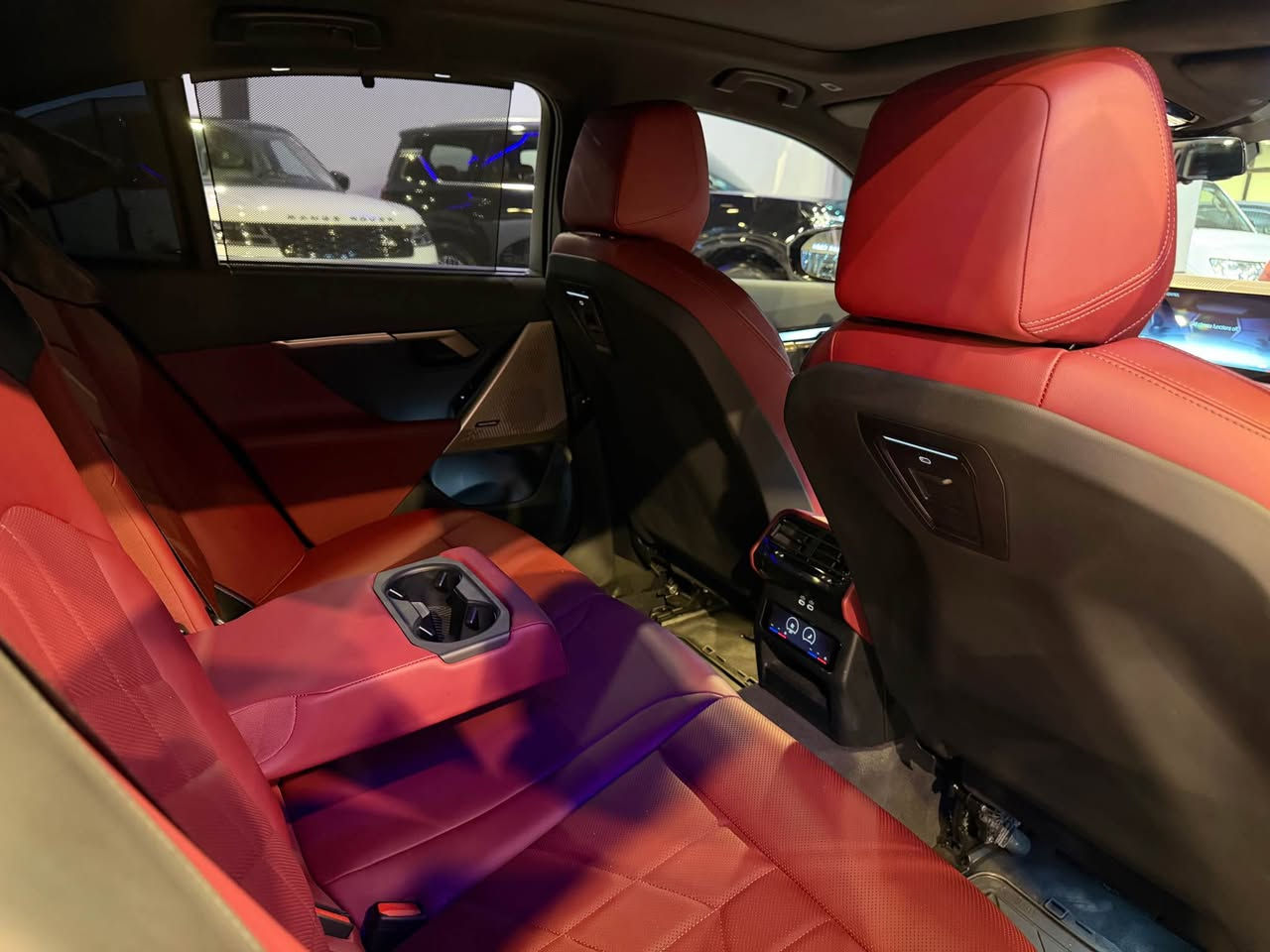 BMW 530M وكالة العروش 
2025 
M pro
سيارة فول فول اعلا مواصفات 
لايتات اسود دايناميك ليزر 
رادار كبير امامي 
اوتوبارك حساس خلفي جانبي امامي 
بانوراما 
تشغيل عن بعد 
بكلايت اسود 
ويل ٢١ بيلاد 
داخل احمر
كشنات ميموري تبريد هيتر 
ناضور ليلي 
٤ كاميرة 
بردات جانبي خلفي 
سيارة ppf و كتاب جام اسود سنة كامل 
١٩ الف ماشية 
ضمان شركة باقي ٣ سويج 
سيارة طلب خاص الون و مواصفات pro
٦٦٥$ 
*********** وتس اب 
*********** الرمادي, الأنبار
