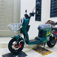 دراجة كهربائية • جديدة • ار٩