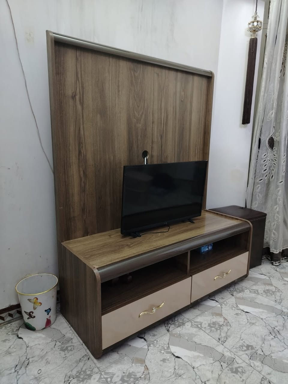غرفة نوم تركيه 9 قطع سلايت 
المكان بغداد المحموديه 
السعر 600 الف وبيها مجال 
تواصل واتساب فقط *********** (ما اجاوب تعليق)
