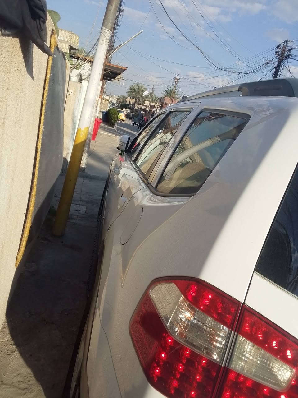 كيا مهافي موديل 9 خليجي فول مواصفات رقم دولي بصرة كير مكينة مكفول بيها جاملغ امامي صبغ وبنيد لباقي كفالة  لسعر 97  بيع مستعجل لغرض أجرا عملية   مكاني بغداد لعبيدي ***********
