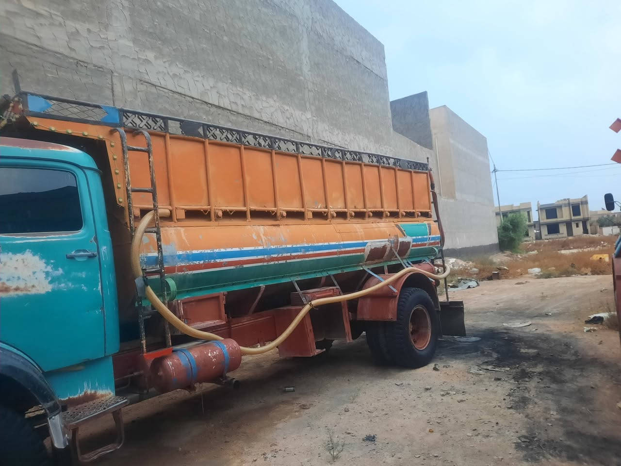 شاحنة • اتصال
