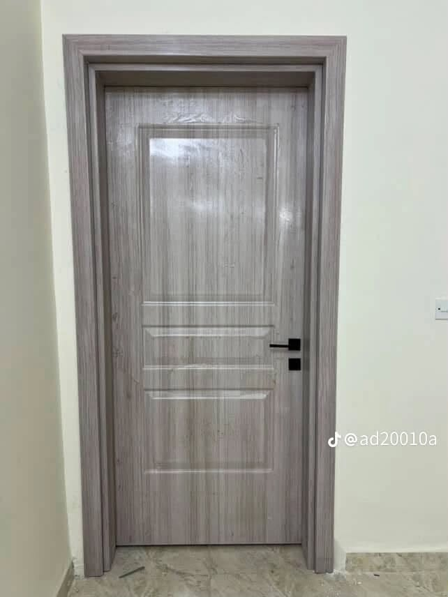 "من الرسم الهندسي إلى التركيب النهائي ، نحن رفقاؤك في رحلة بناء منزل أحلامك بتصاميم خشبية تُنفذ خصيصاً لك"
🏠لا تتقيد بالجاهز! نحن نمنحك حرية اختيار نوع الخشب🚪، اللون، والنقوش🎨 ، بابك في معرض الضمان يُصنع خصيصاً ليعكس شخصيتك• 
يوجد لدينا تركي + مصري / دمياط 
📍 تفضلوا بزيارة معرضنا : ديالى_بعقوبة_المفرك 
 للاستفسار أو الطلب، يسعدنا تواصلكم عبر الخاص أو الاتصال على: 
☎️ ***********
وتساب ***********
