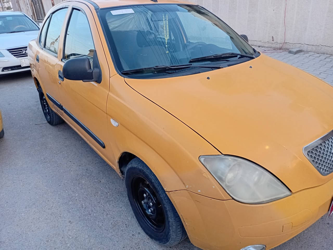 السلام عليكم طيبه م ٢٠١٥ بأسمي كير ومحرك وكهربائيات مكفوله صدر ماشي حاله طسته حلوه ناعمه التبريد منضومه كامل شاده قبل ٢٠ يوم من شديته الكمبريسر وكف عندي الكلج مالته سعرها ٣٣ ورقه وبيه مجال مكانه الزعفرانيه ***********
