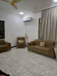 دار للبيع • ٢٠٠م • طابقين