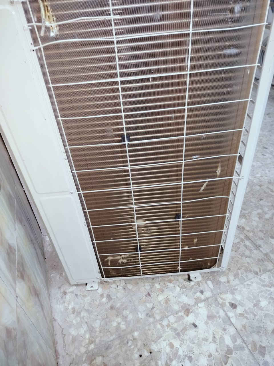 السلام عليكم 
يتوفر لدينا سبلت توسوت 4طن 
غاز 410
وانتاج 2021/2
مشيول تدفئه مالته فقط 
سبلت جديد 
السعر مليون
مكاني بابل القاسم خلف مصرف الرافدين 
رقمي بي واتساب ***********
