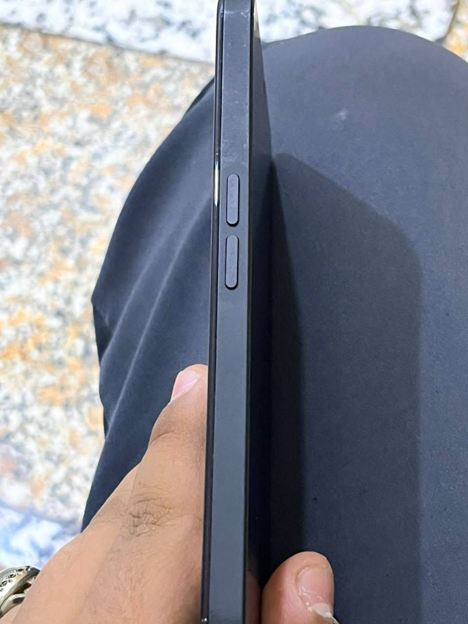 السلام عليكم 
Nothing phone 2a
جهاز وتر بروف 
نكراش بسيط بسبب الكفر
شاصي نضيف 100%
لون اسود⚫
ذاكرة 128
عشوائيه 10
كامرة 50+50+32
شاشة Amolde
ANDROID 16
بطارية 5000
السعر 375 وبي مجال 
مكاني بغداد الزعفرانية
***********
