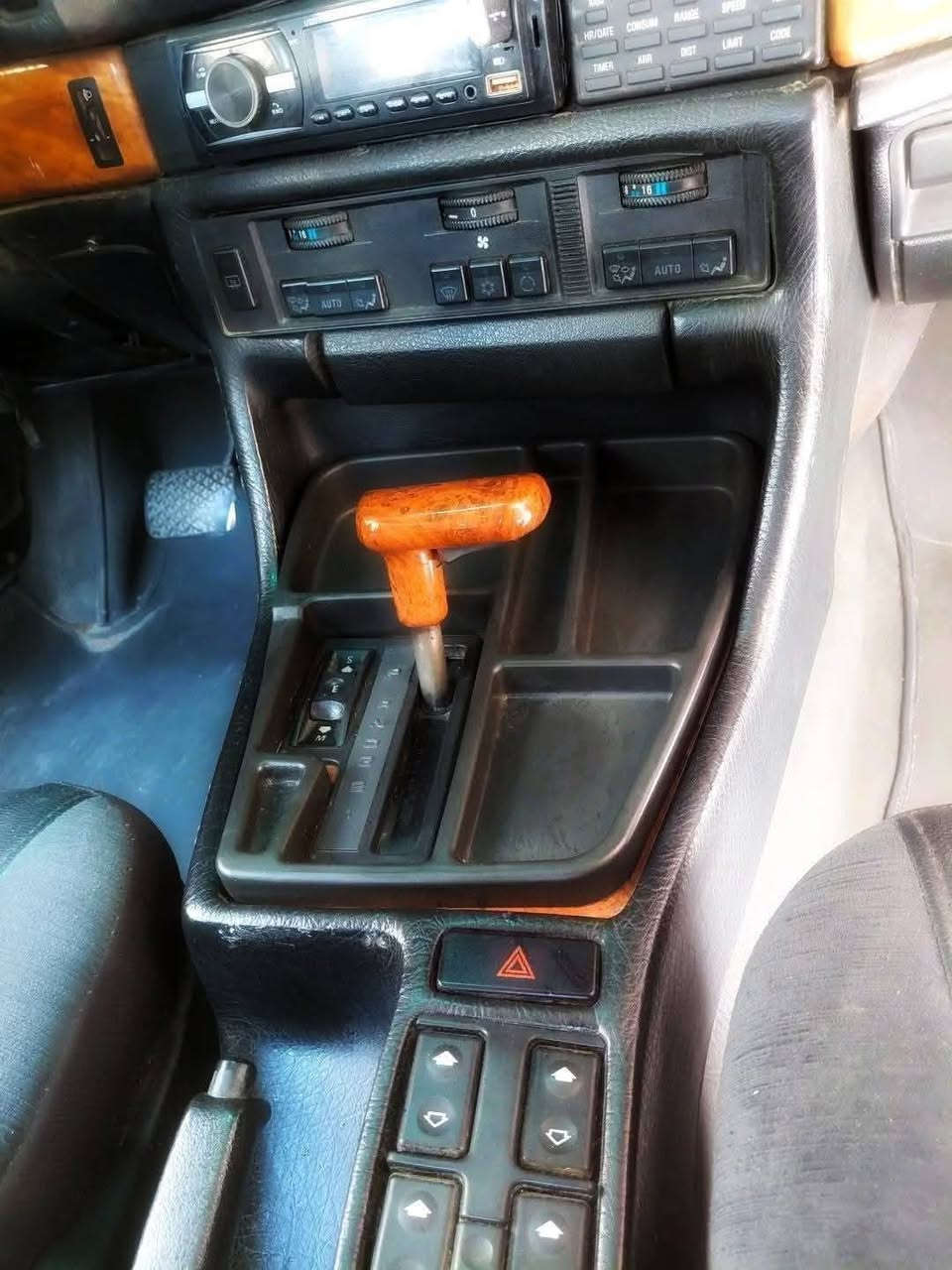 للبيع بي ام دبليو
BMW 735

1991

محرك ٣٥٠٠ مفتوح

كير و محرك مكفوله و بدون تبخير و على الفحص

مصبوغة عام جمالية

سنترال لوك 

سلايت رووف(تنتة)

تبريدها ثلج بريفيا

عضمتها كلش نضيفة

رزانة ، و ترايها وين ما تريد 

رقم انكليزي انبار و باسمي

سنوية عظم عاج

مكانها الرمادي المركز

رايدها ب$ 63

بيها مجال بسيط جدا للشراي

السيارة باسمي و تحويل ثاني يوم

***********
