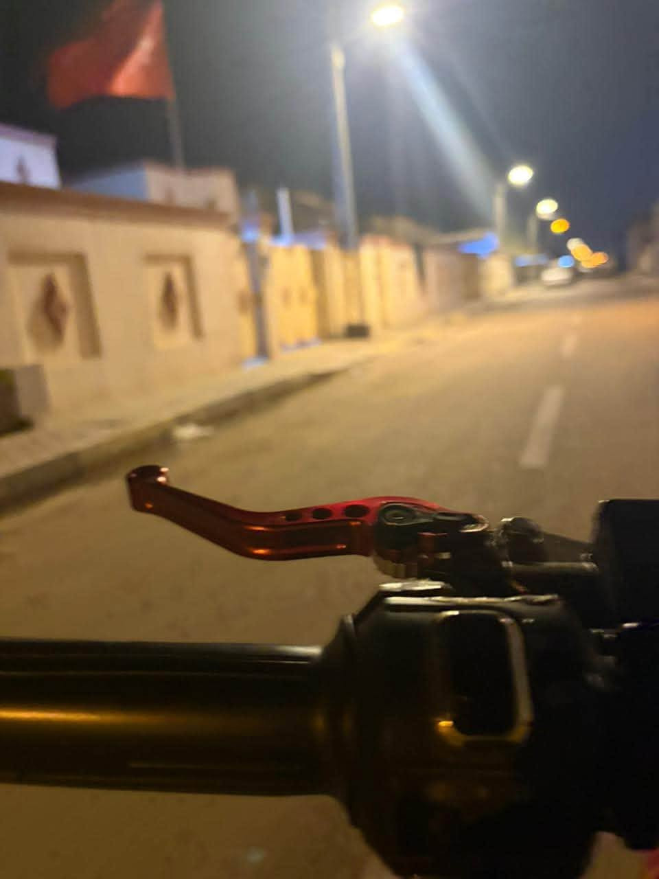دراجة شحن R11 بريكات رياضية مالبطح ومدكر خلفي رياضي مامشدود عقل رياضي جوكر تمشي 72 حقيقي الحساس مالملف عطلان فقط بطاريات نظيفات زلغ مابيهن للتواصل *********** السعر 450 بيهه مجال
