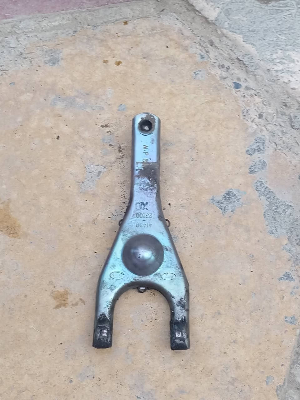 سلام عليكم غراض اكسنت المقدس للبيع كلهن اصليات خابراوخاص العنوان بغداد هاتف ***********
