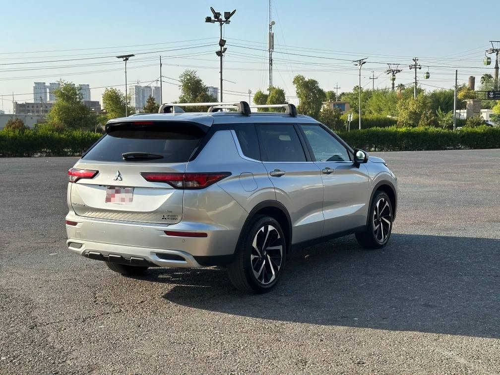 mitsubishi outlande  2024

سەیارە كلين تايتل بى سبوغ
مۆدیل 2024
مکینە 2.5 
مواصفات SE فول مواصفات
3ريزكوشین
5 کامیرا
صندوق شەفت
گؽرلە سوکان شەفتی سەرسوکان
بريك بسمه
ئاوینە شەفت + ئاوینە عیشارەت
كوشين كارەباى
کوشين جلد و + كوشين هيتەر
حساس پؽشەوە + حساسی دواوە
رادار360 دەرەجە(بيشەوە+ دواوە+ ئاوینە)
ئۆتوبریک پؽیشەوە + ئۆتوبریک دواوە
تەبرێد مرکزی
بەسمە و دەرگابسمە
6مۆدی لێی خورین
سياره كلين بى سبوغ بی هیج ملاحەزە یە ک 
ژ.م ***********   وتسئاب أربيل, العراق
