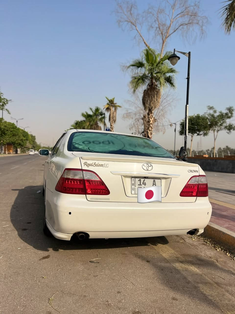 شاهينة 2004
لون صدفي الداخل بيجي فاتح 
 قرار 48 
مكينة 3000
شاصي 82
عايد تحويرتها نجف فقط دشبول امارات
تايرات جدد
مكينة وكير جدد 
المكينة مكفولة من التنقيص تمشي بيها 7000 كيلو متنقص قطرة شررط 
تبريد ثلج 
فتحة وبصمة 3 دكم اصل 
كشنات واستيرن كهرباء
بردة خلفية 
فقط حداديتها 60% 
رقم انكليزي وهزة جديدة
السيارة قمارة فقط 
السعر 118 وبيها مجال للشراي

التواصل : ***********
