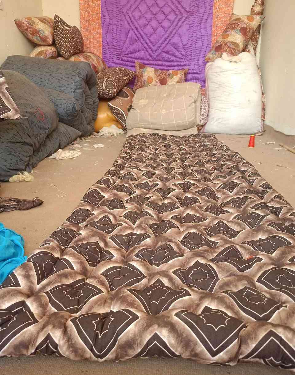 العش الذهبي • مخدة نفر/نفرين • درجة أولى