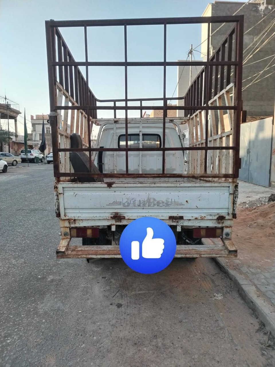من رخصت الادمن المحترم
السلام عليكم سياره للبيع 
 جنبي حمل دبل قماره البدي الطويل 
مكفوله من ضربه وصبغ وشواصي جدد
 كير ومكينه ونجي سته سلندر 
رقم بغداد ألماني وسنويه عظم مصفرع غرامات 
اخوان ماواصلين راعيه 
تكفل سرقه وعشائر 
مكاني نجف الاشرف 
السعر 18وبيه مجال قليل حك الجيه 
بيع هل موجود 
اذا اكو مراوس سياره حسب القناعه 
كيه بسته عبريه 
اخوان الشراي يتصل 
غير متواجد على فيس 
***********
