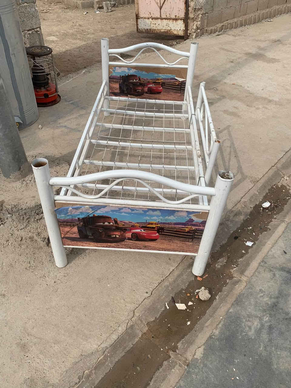 دولاب حديد • كيزر • جرباية أطفال