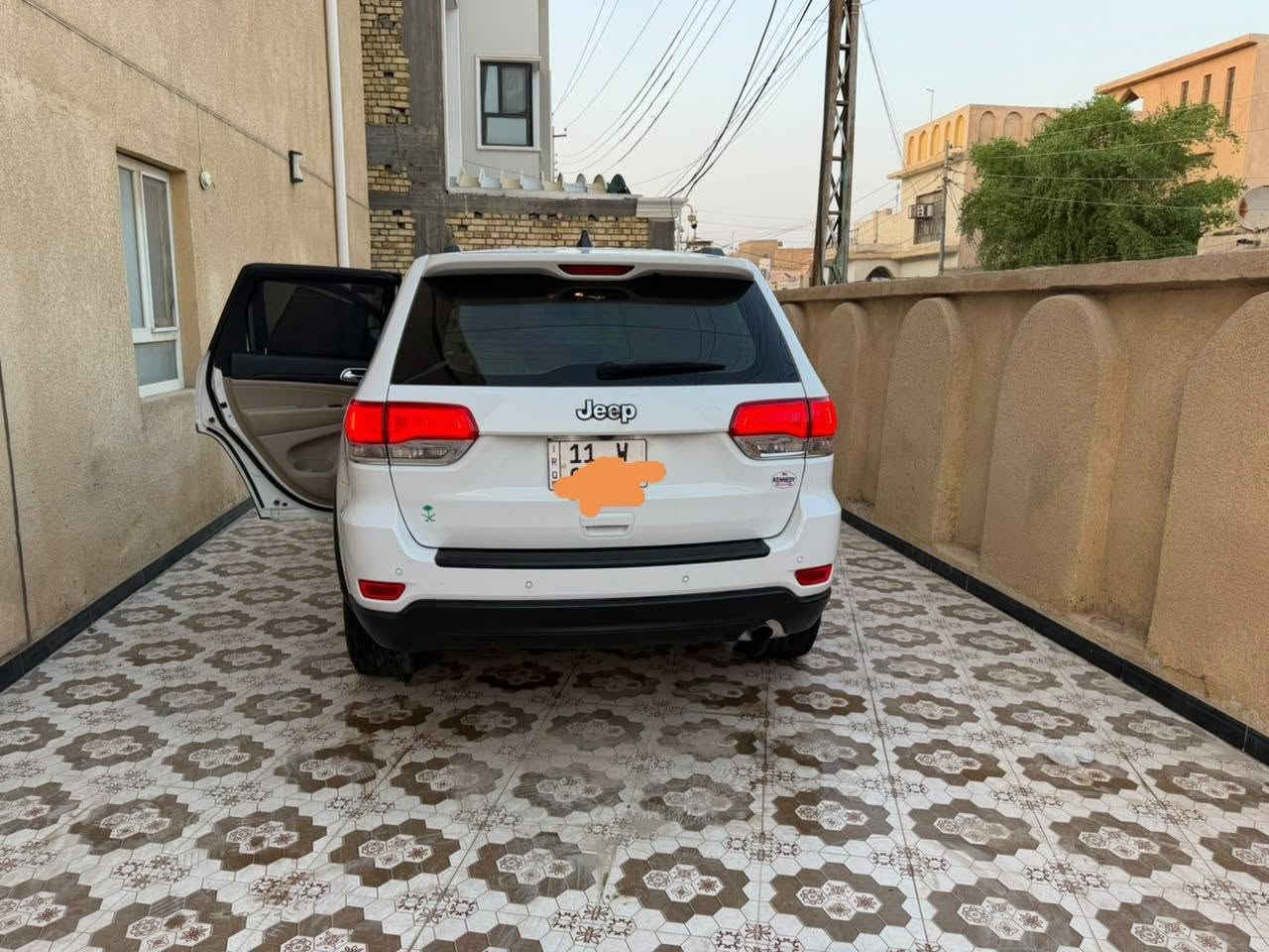السلام عليكم مكلف بالنشر
للبيع فقط 
جيب لاريدو 
jeeb
موديل 2017  اصل اصل رقم نكليزي بسمي هزه جديده سنويه جديده  تو ويل مشروع وطني 
وارد 🌻امريكي السعر 185 $ وبيه مجال قليل 
سونار مرفق لكم في المنشور 
سياره جاهزه من كلشي 
مكاني ذي قار 
الاستفسار اكثر الاتصال على الرقم ***********
