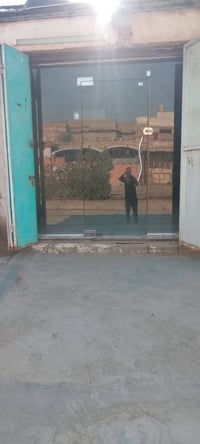 محل اليجار مكانه سيدين حي لزهراء قرب مدرسه لرشيد على الكيلاني هاذ رقمي...