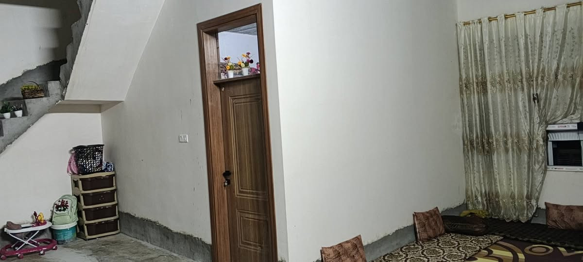 سايدين محطة الشمس • دار مع محلات • ٢٥٠م أرض زراعية