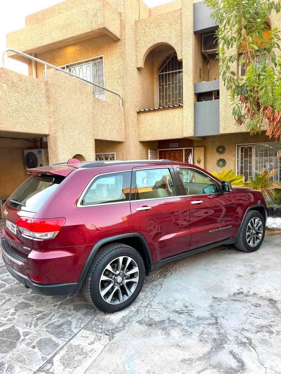 جيب لمتد ٢٠١٨ خليجي وكالة هارلم
رقم اربيل باسمي السيارة ماشية ١٢٠

مكفولة كفالة عامة من الصبغ والضربة

مكاني بغداد 
سعرها ٢٥٠ وبيها مجال
رقم ***********
