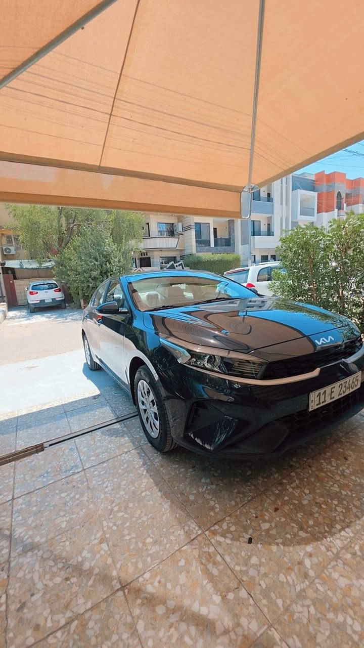 سلام عليكم
سيراتو موديل 23كفاله عامه مواصفات عاديه محرك 1600
ماشيه 44الف سبير منازل دوشمه عامه رقم بغداد 
بسمي تحويل ثاني يوم سعر 148بيهه مجال بصيط 
رقم ***********
